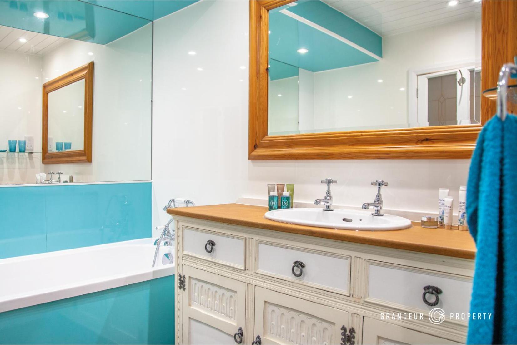 The Gardenside Apartment By Grandeur Property Bournemouth Zewnętrze zdjęcie